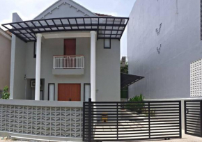 Palm Spring Batam 3 Bedroom
